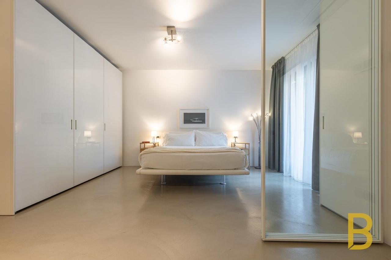 Apartment Beplace In Repubblica Mailand